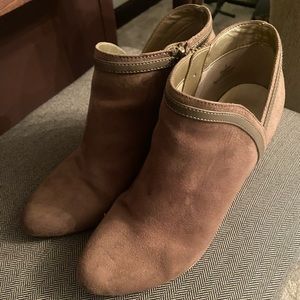 Women’s Size 8 Ankle Boots